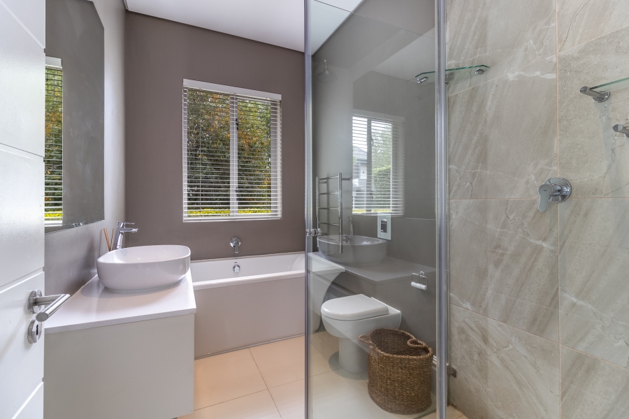 4 Bedroom Property for Sale in Pearl Valley at Val de Vie Western Cape